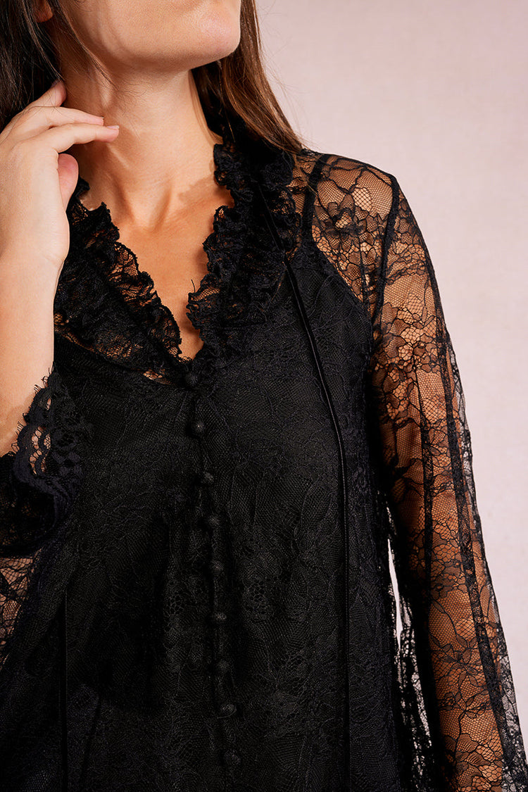 LACE BLOUSE