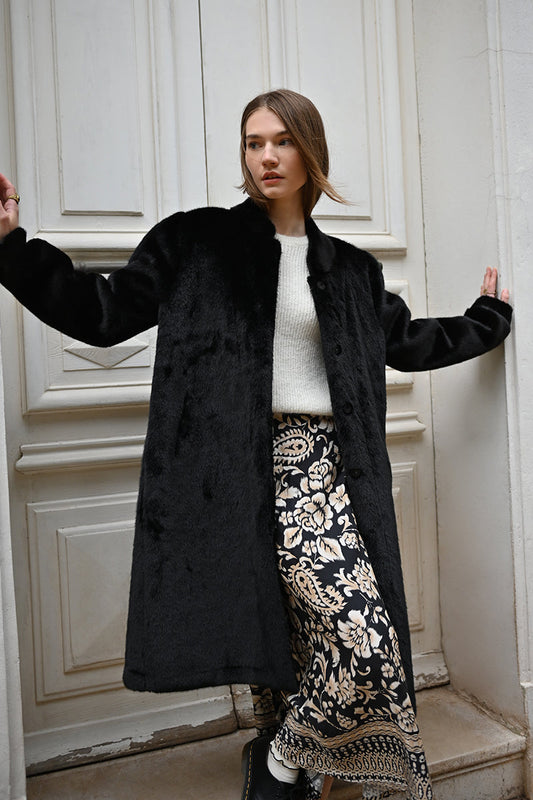 LONG FAUX FUR COAT