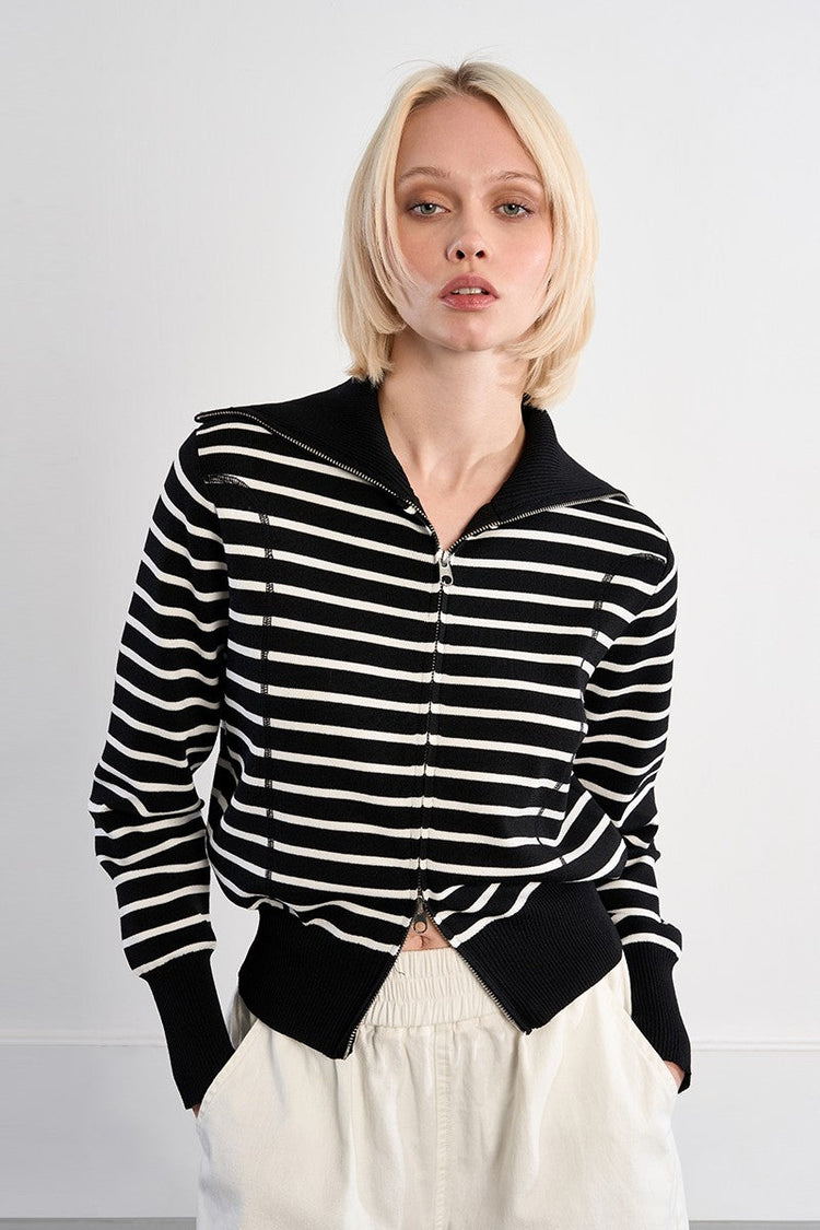 STRIPE SWEATER