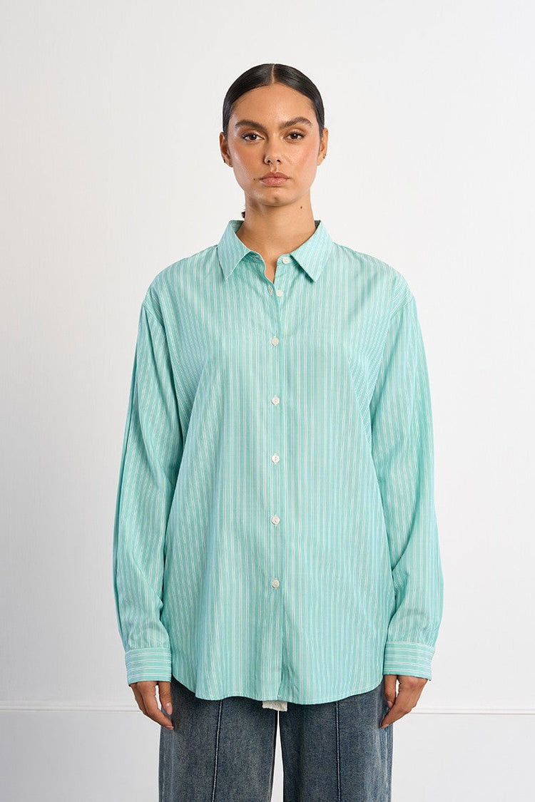 STRIPED BUTTON DOWN