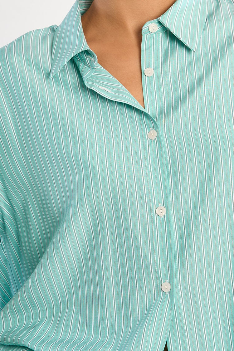 STRIPED BUTTON DOWN