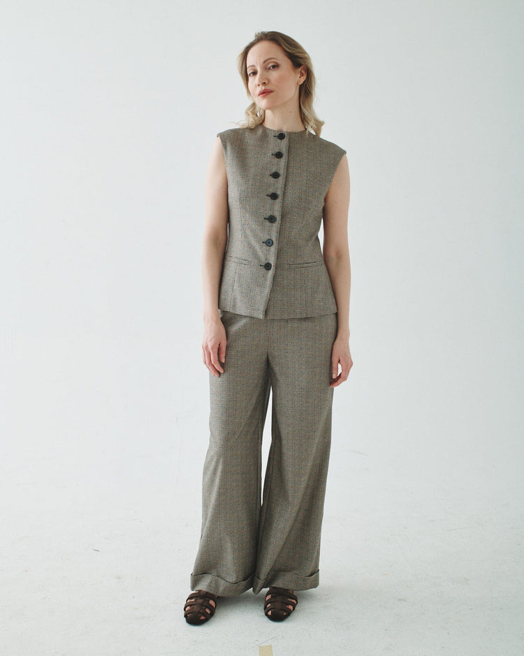 HIGH NECK WAISTCOAT