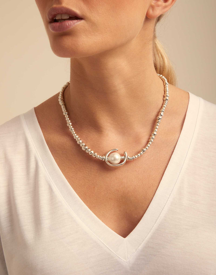 SHORT SILVER NECKLACE WITH PEARL