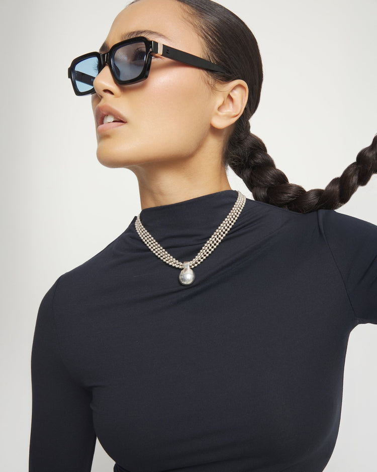 silver threads and large sphere NECKLACE