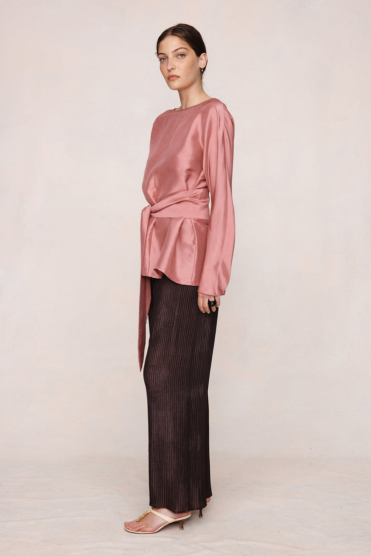 EAMES TOP