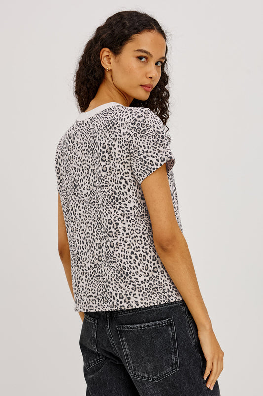 GIRLFRIEND TEE