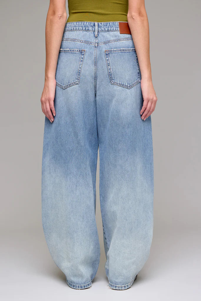 BARREL JEAN