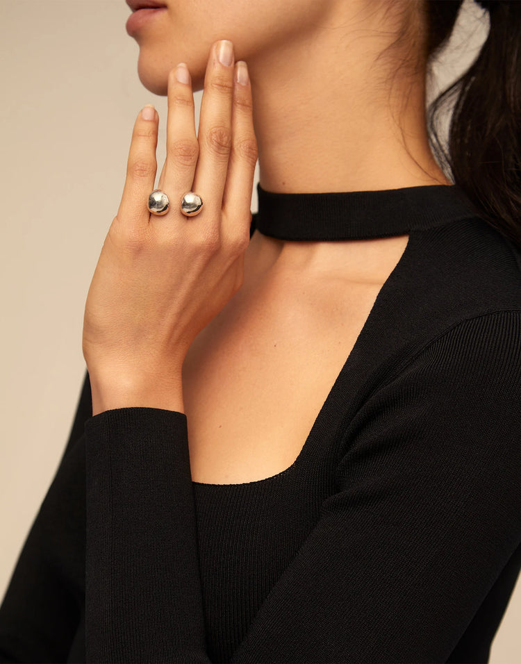 OPEN RING TWO BEADS SILVER