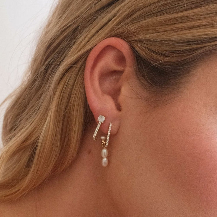 ANIKA EARRING