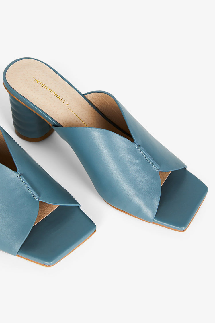 KAMIKA SHOES