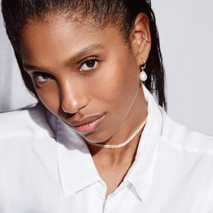 KAIA HOOP EARRING PEARL