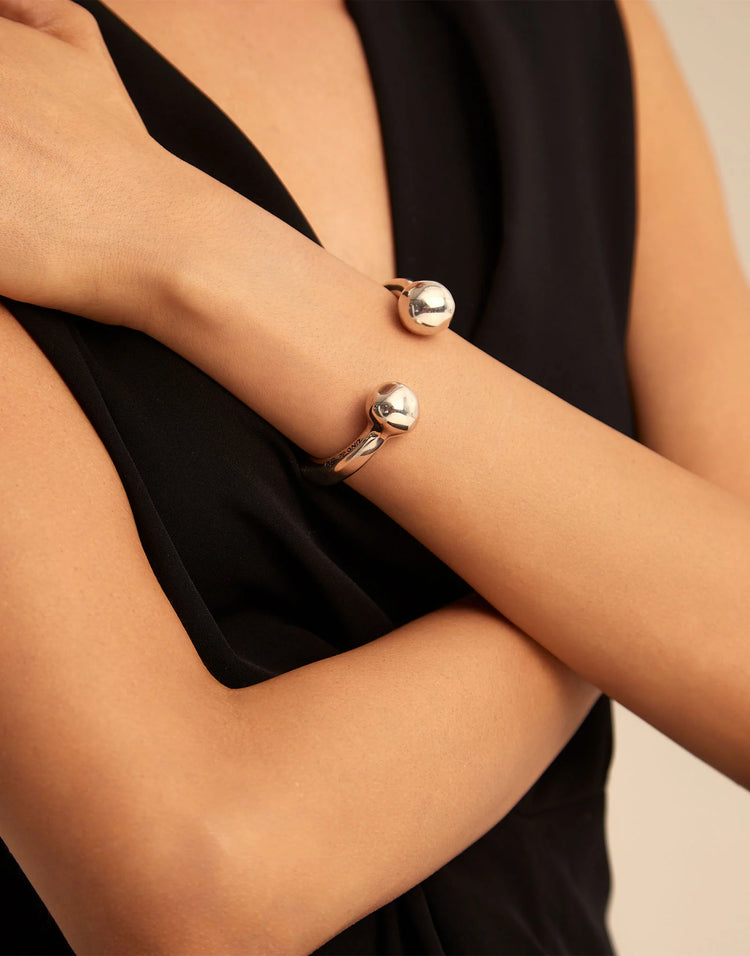 DOUBLE BALL BANGLE SILVER