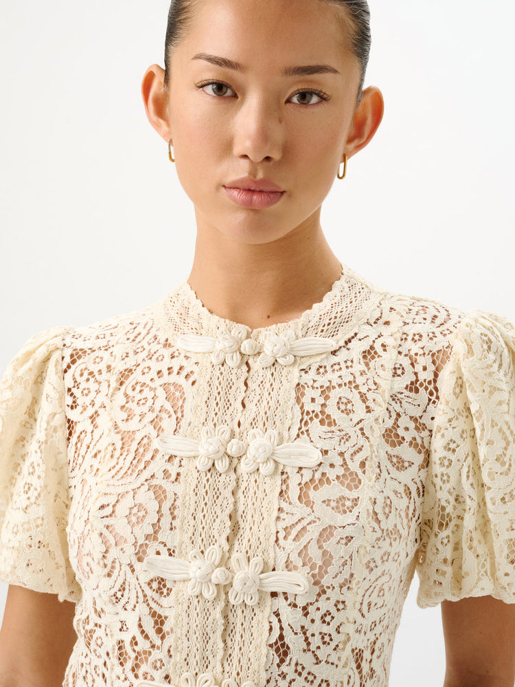 AUGUSTA LACE TOP