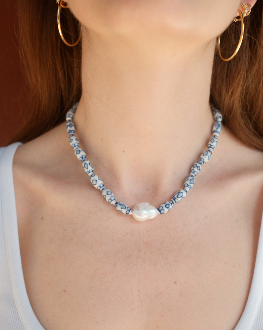 Porcelaine Tide necklace