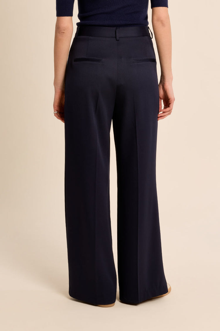 PLEATED TROUSERS