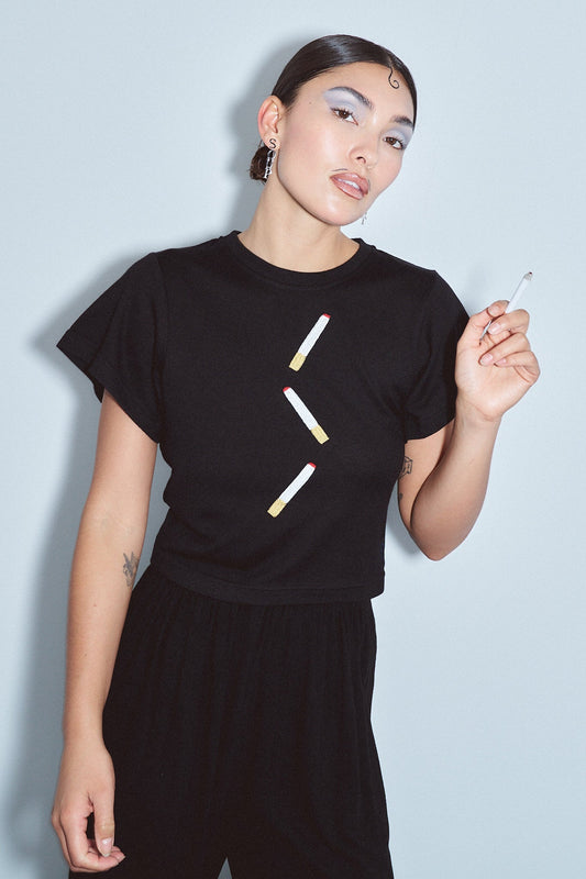 CIGARETTES TEE