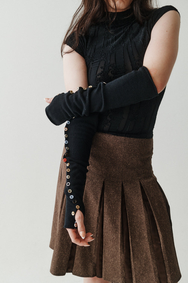 ECLECTIC BUTTON ARM/LEG WARMER