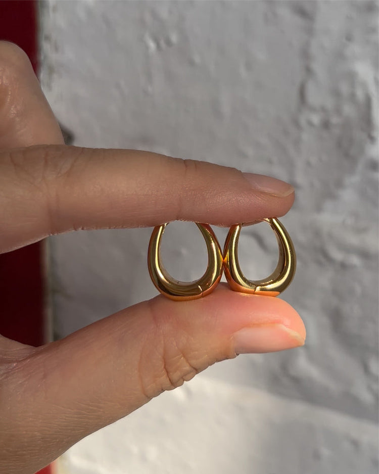 LANA HOOP GOLD