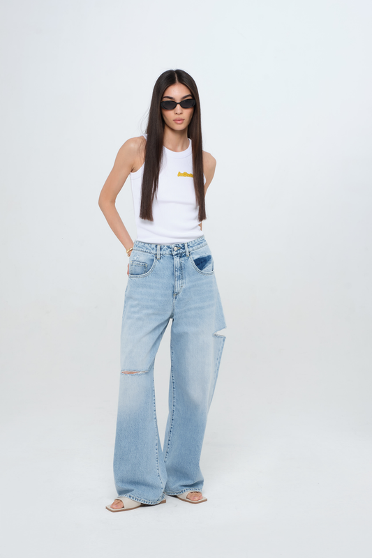 POPPY DISTRESSED JEAN