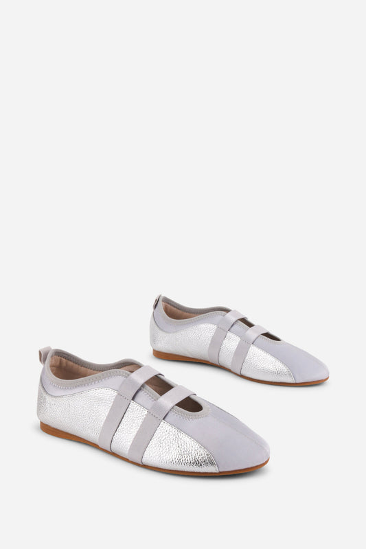 SPORTY LEATHER BALLET SNEAKER