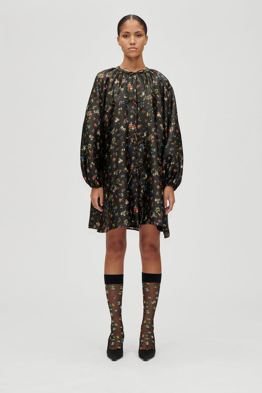 VOLUMINOUS BOW DRESS