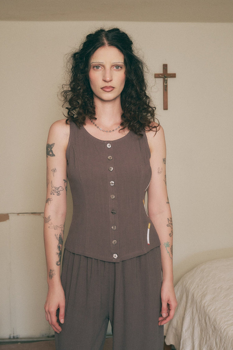 CIGARETTES BUTTON DOWN TANK