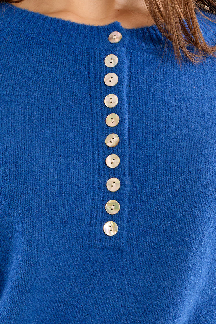 BUTTON-DOWN KNIT SWEATER