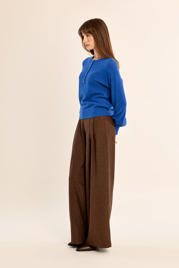 BUTTON-DOWN KNIT SWEATER