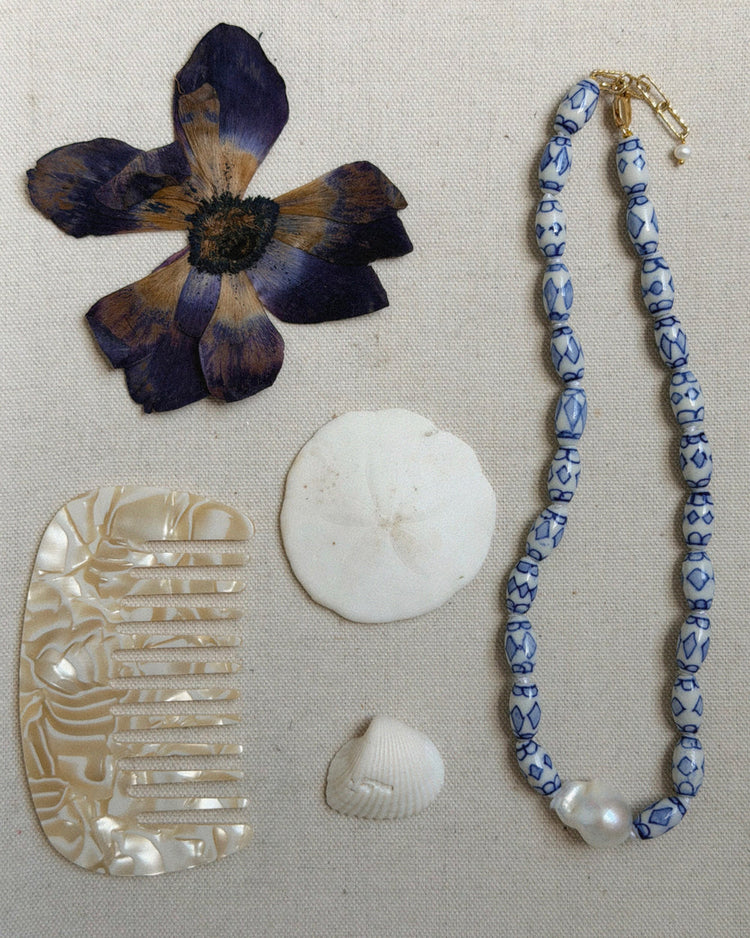 Porcelaine Tide necklace